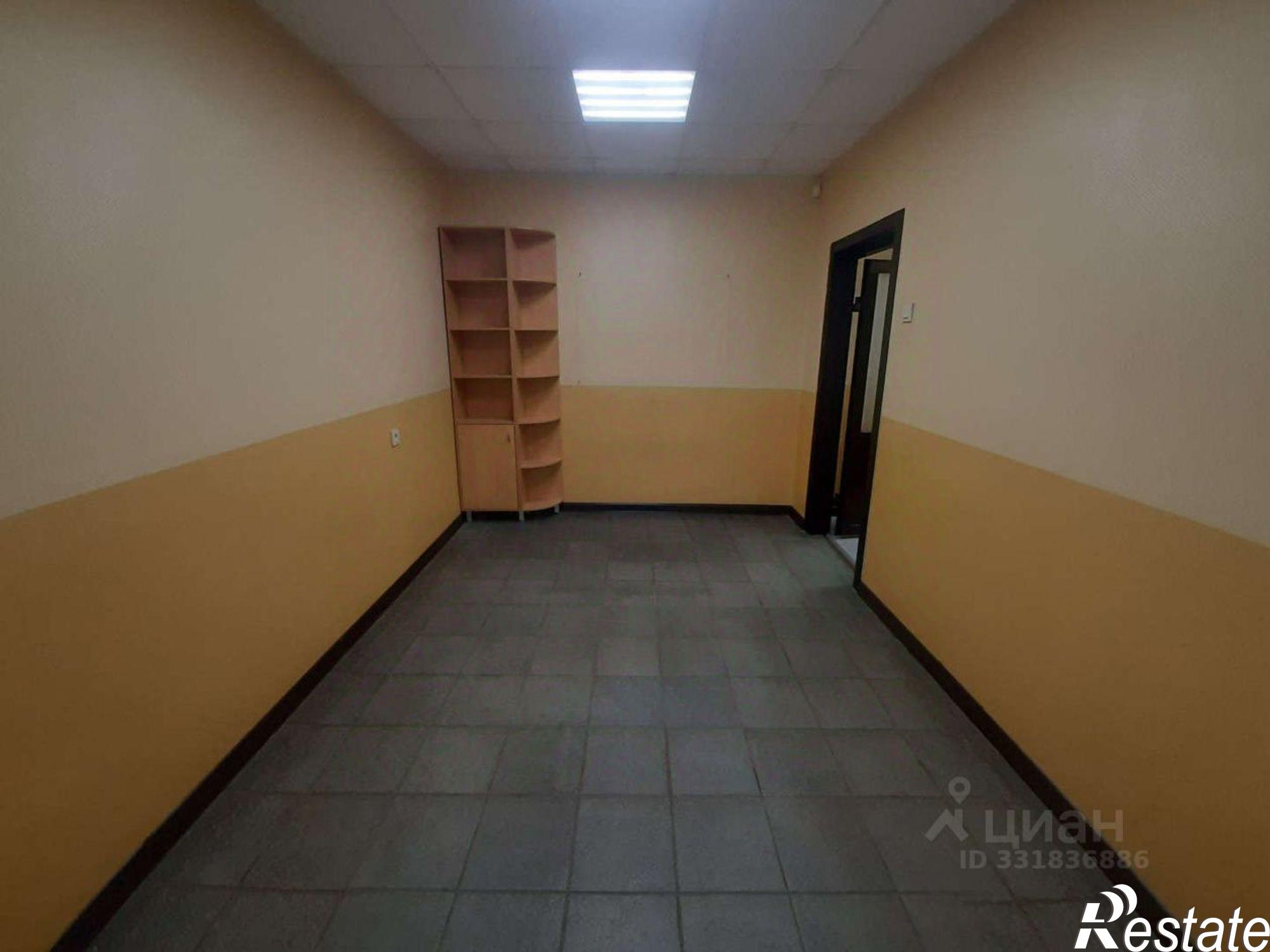 Сдать офис, помещение под офис за 89 938 рублей на ул Сурикова, 33