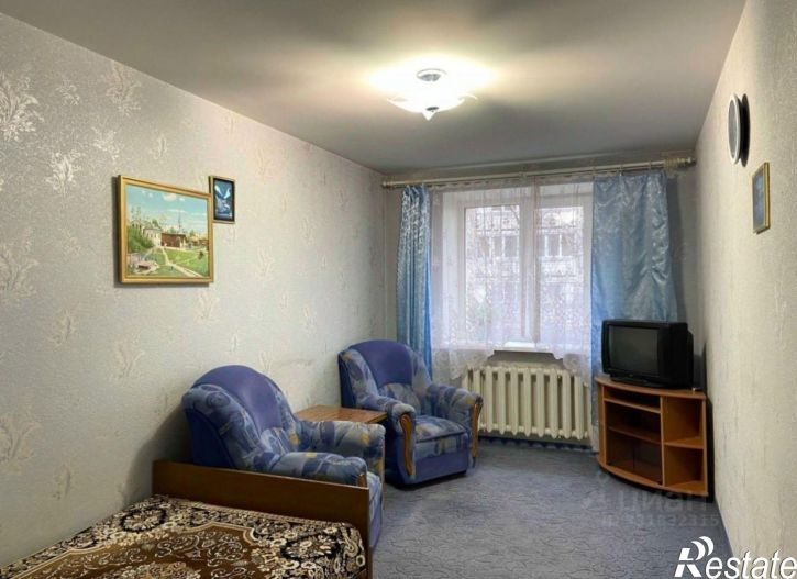 2-комн квартира ул Защитников Отечества, 3,  д. 3