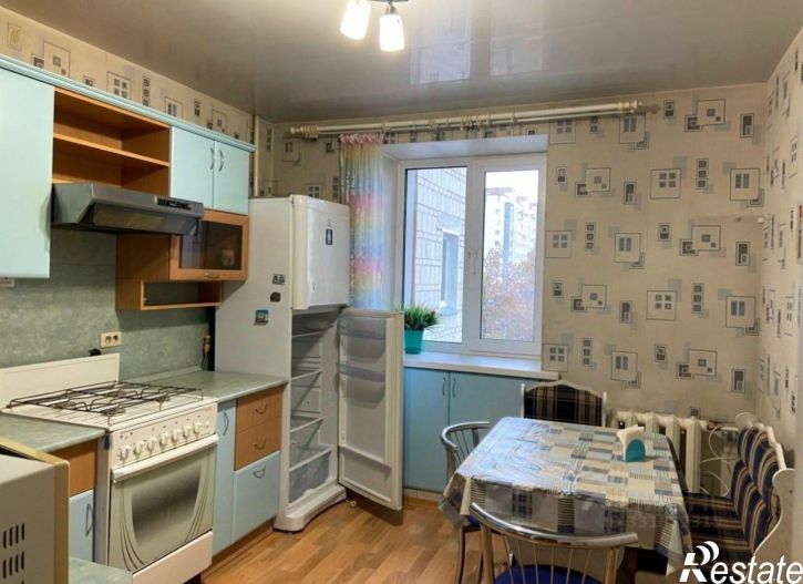 2-комн квартира ул Защитников Отечества, 3,  д. 3