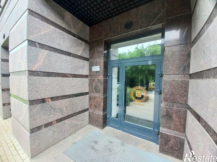 3-комн квартира ул Тургенева, 8,  д. 8