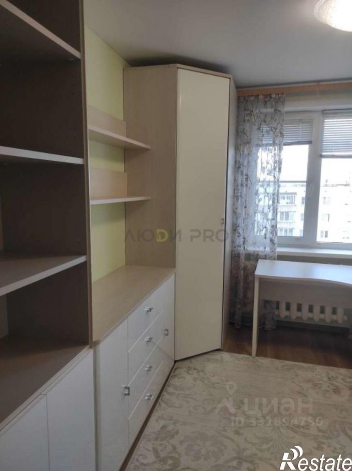 3-комн квартира ул Космонавта Владислава Волкова, 46,  д. 46