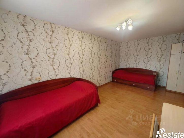 3-комн квартира ул Риммы Юровской, 1,  д. 1