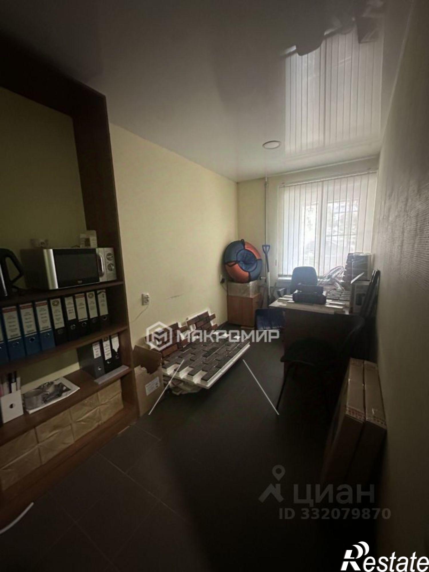 Купить офис, помещение под офис за 6 950 020 рублей на ул Сурикова, 7
