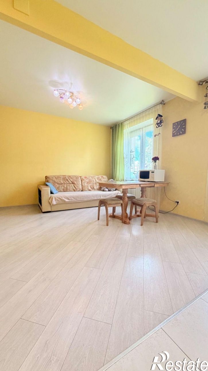 3-комн квартира Садаковская ул, 6А