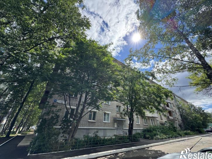 4-комн квартира ул Физкультурников, 11,  д. 11