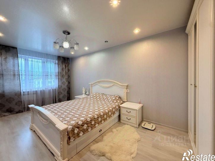 3-комн квартира ул Азина, 17,  д. 17