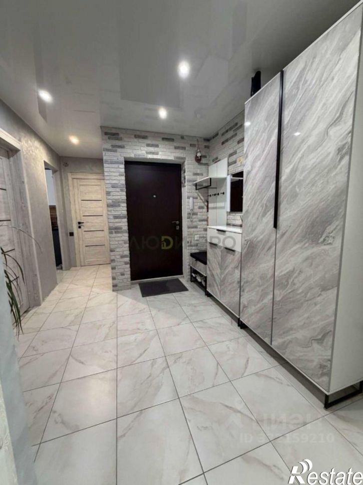 3-комн квартира ул Мостовицкая, 10,  д. 10