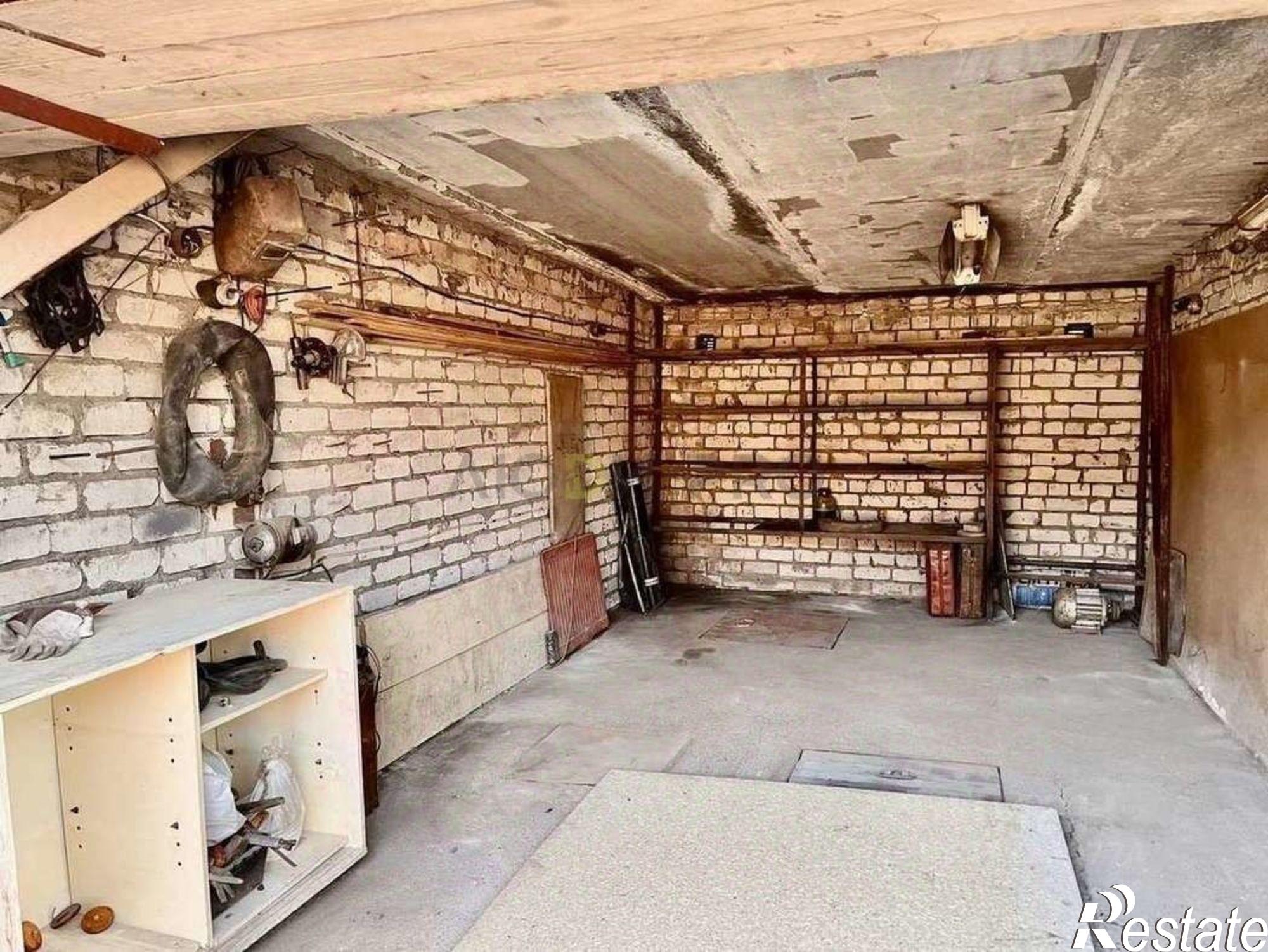 Купить гараж, место в паркинге за 581 152 рублей на ул Индустриальная, 21Г