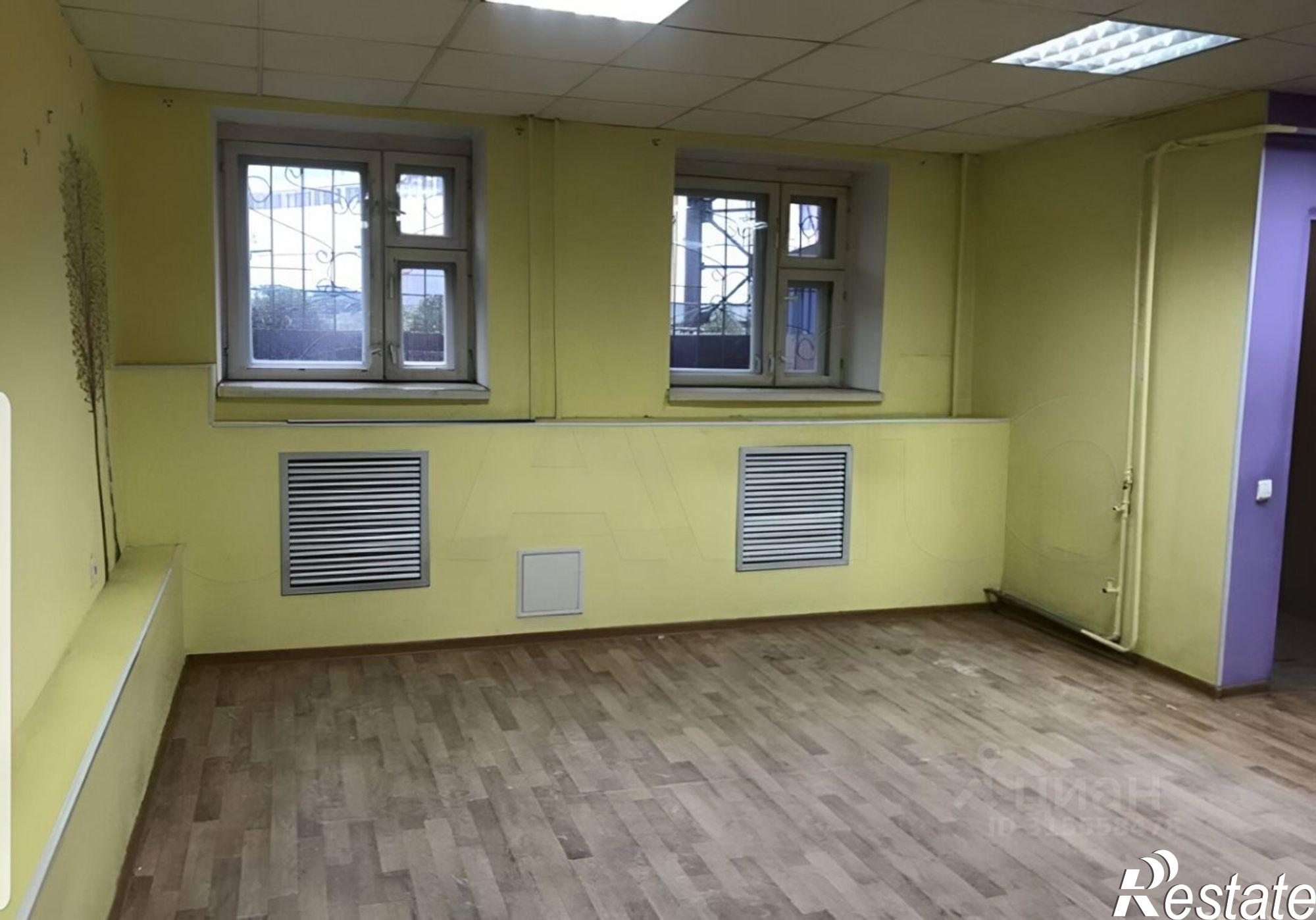 Купить офис, помещение под офис за 5 290 060 рублей на ул Красноармейская, 3