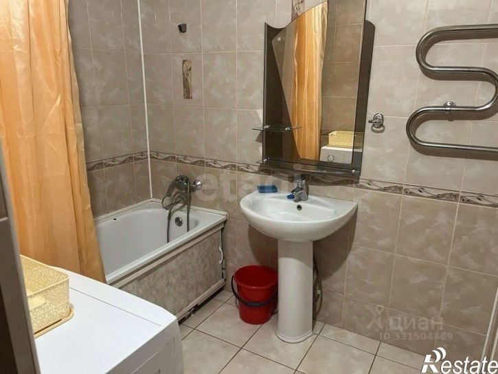 2-комн квартира пр-кт Строителей, 52,  д. 52