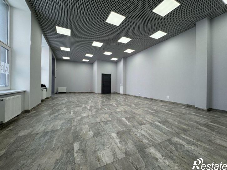Торговое помещение Киров г., Дмитрия Козулева ул, 5