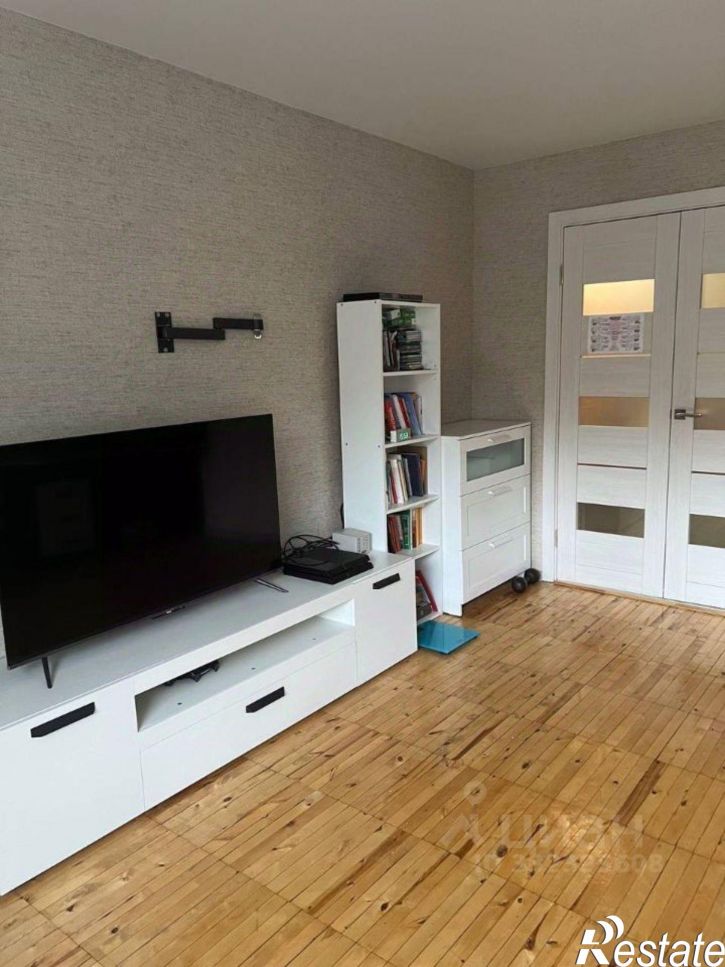 4-комн квартира ул Ленина (Нововятский), 15,  д. 15