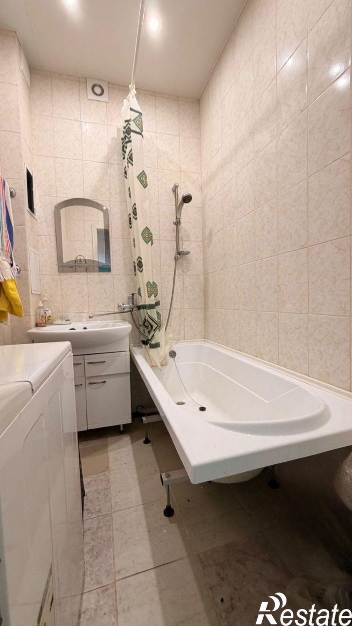 2-комн квартира Щорса ул, 43