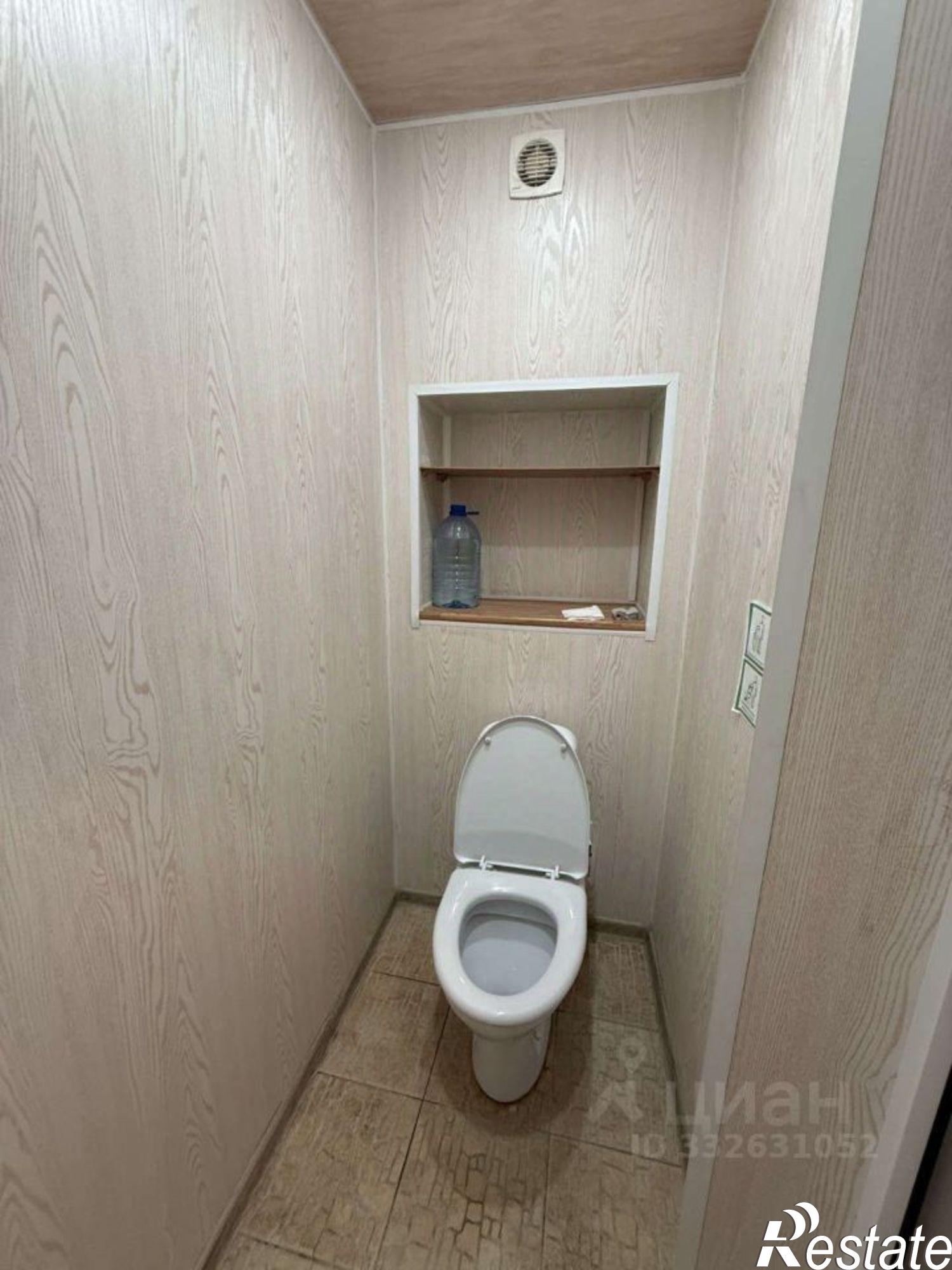 Купить офис, помещение под офис за 7 220 020 рублей на ул Московская, 1