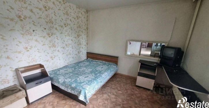 3-комн квартира ул Защитников Отечества, 105,  д. 105
