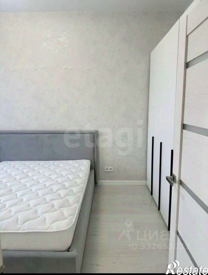 2-комн квартира ул Павла Корчагина, 240 2,  д. 240 2,  к. 2
