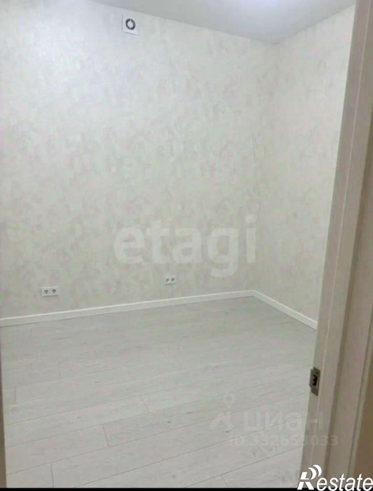2-комн квартира ул Павла Корчагина, 240 2,  д. 240 2,  к. 2