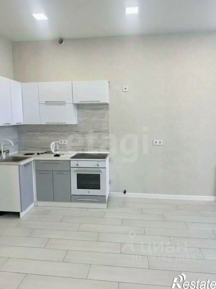 2-комн квартира ул Павла Корчагина, 240 2,  д. 240 2,  к. 2
