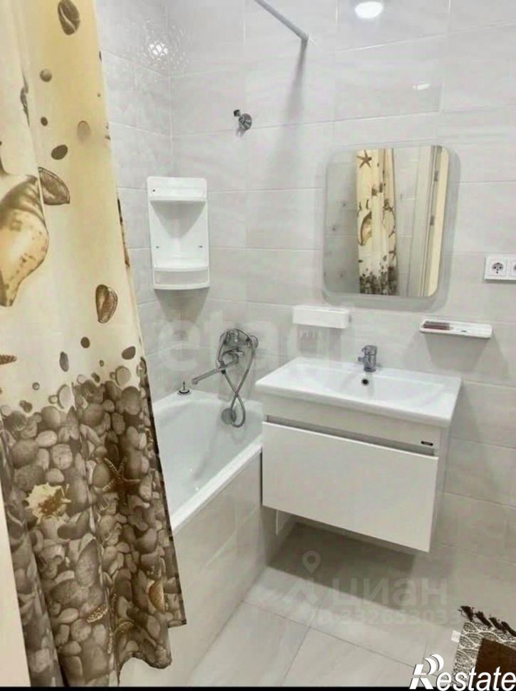 2-комн квартира ул Павла Корчагина, 240 2,  д. 240 2,  к. 2