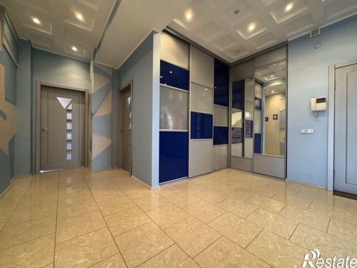 3-комн квартира Октябрьский пр-кт, 92а,  д. 92а