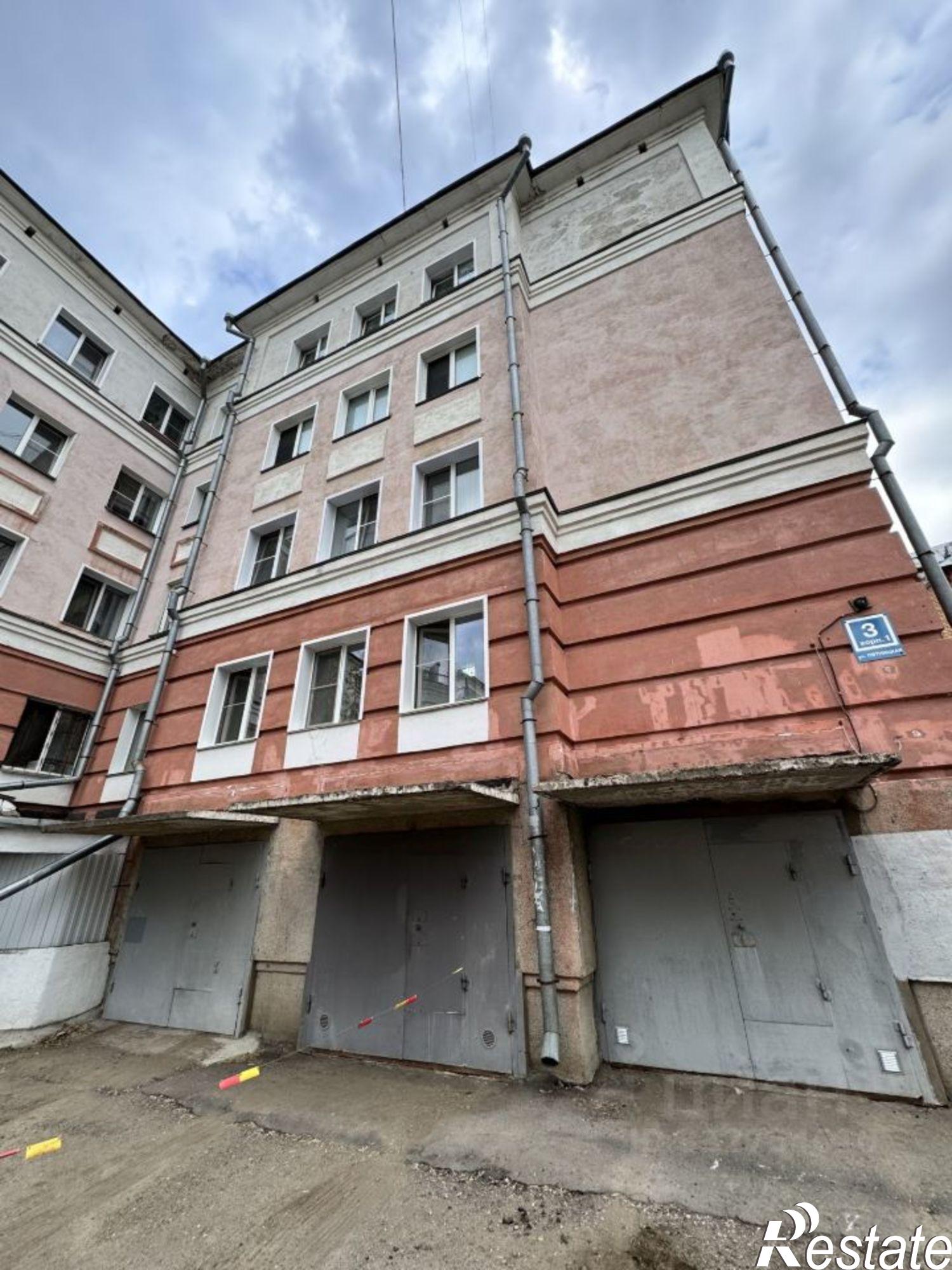 Купить гараж, место в паркинге за 2 899 480 рублей на ул Пятницкая, 3/1