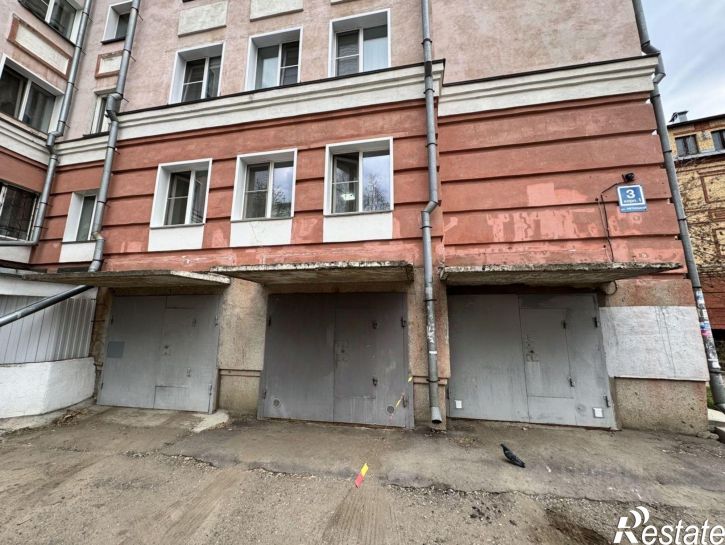Гараж/парковка ул Пятницкая, 3/1,  д. 3/1