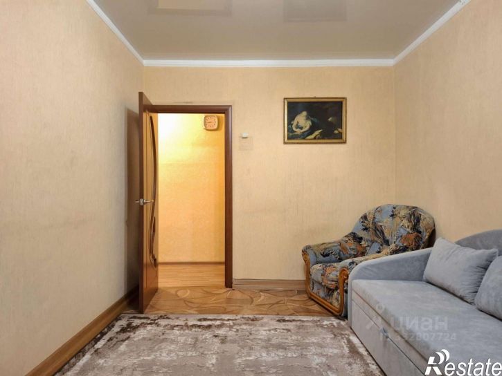 2-комн квартира ул Защитников Отечества, 81,  д. 81