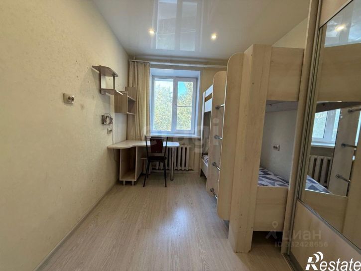 3-комн квартира улица Воровского, 121,  д. 121