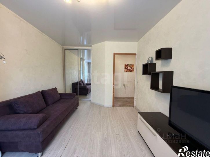 3-комн квартира улица Воровского, 121,  д. 121