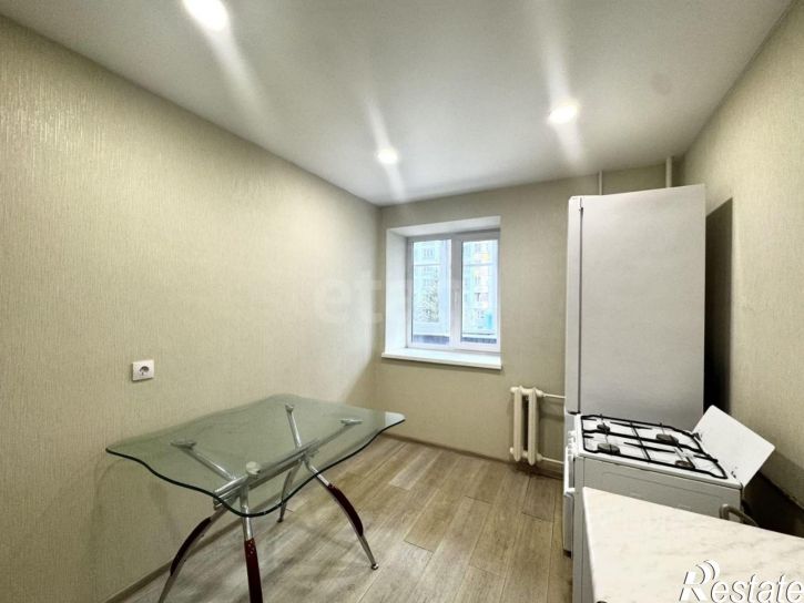 2-комн квартира ул Хлыновская, 20,  д. 20