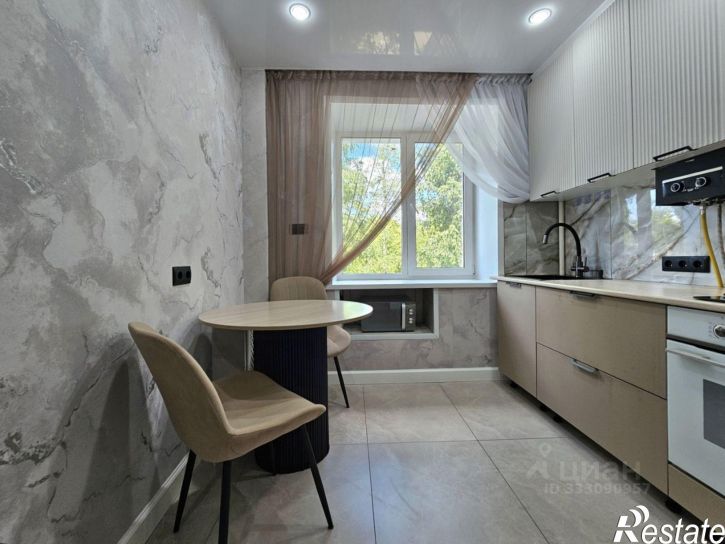 3-комн квартира ул Восьмого марта, 18,  д. 18