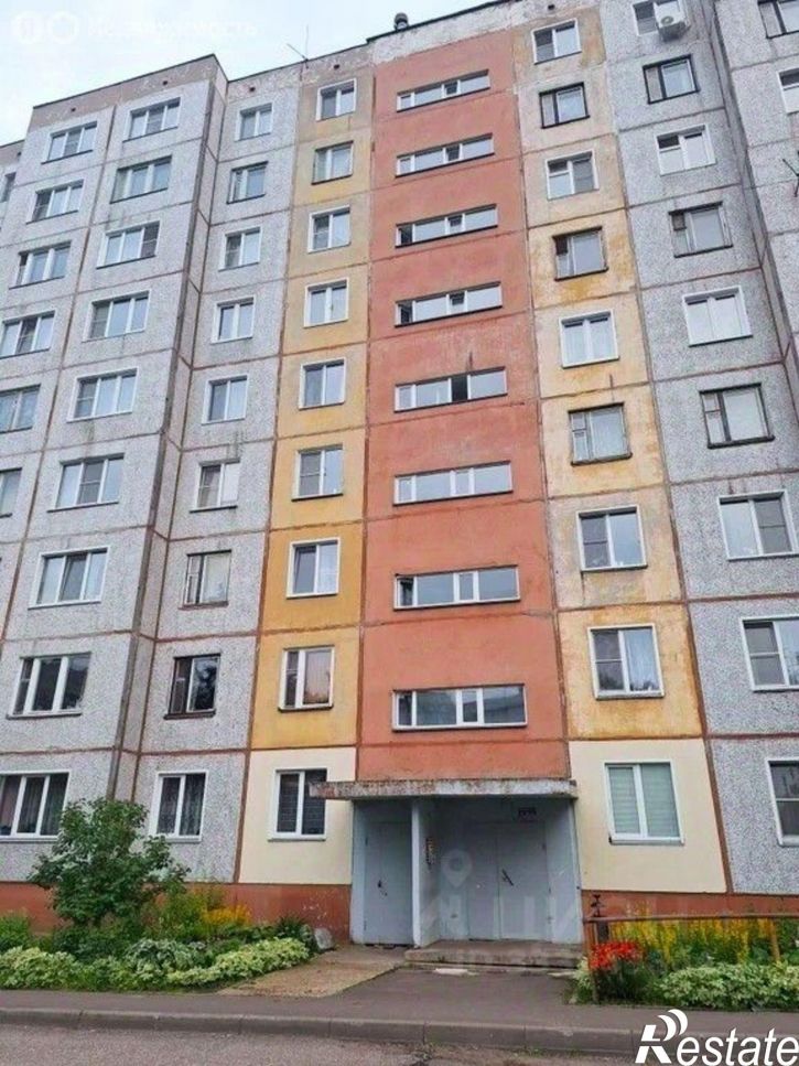 3-комн квартира ул Азина, 5,  д. 5