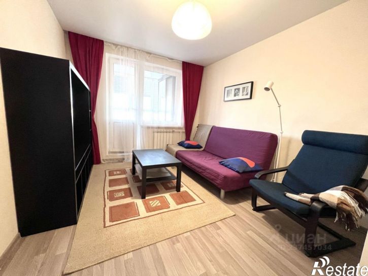 2-комн квартира ул Пугачева, 10,  д. 10