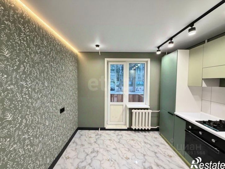 2-комн квартира ул Конституции, 13Б,  д. 13Б