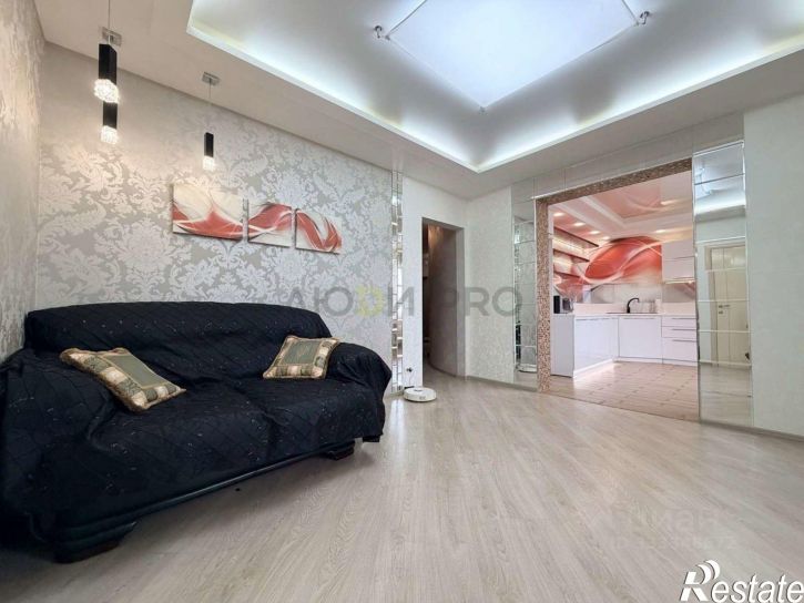 4-комн квартира Октябрьский пр-д, 18,  д. 18