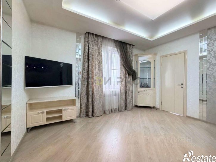 4-комн квартира Октябрьский пр-д, 18,  д. 18