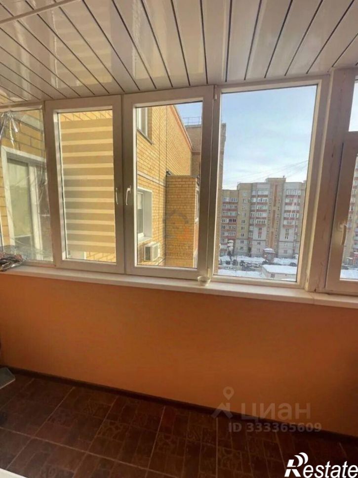 1-комн квартира ул Защитников Отечества, 13,  д. 13