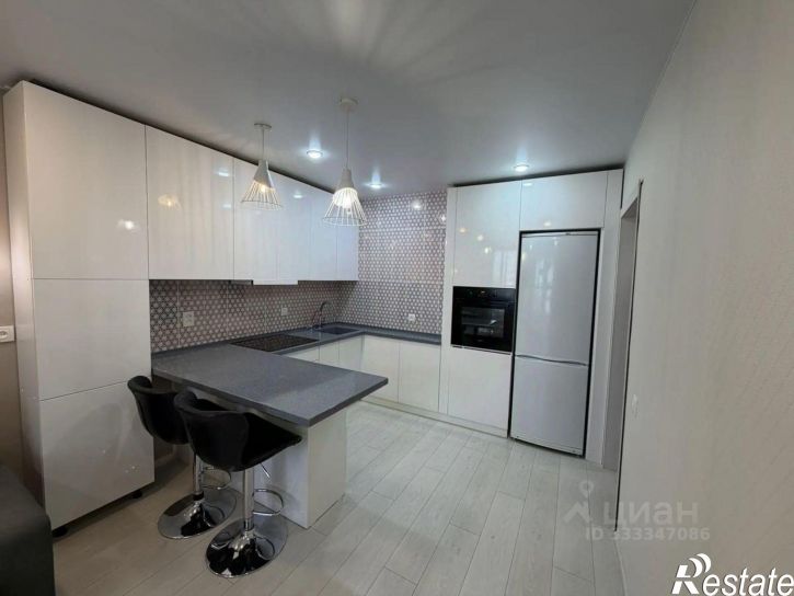 3-комн квартира ул Анжелия Михеева, 20,  д. 20