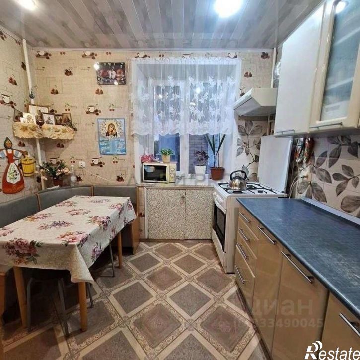 3-комн квартира ул Молодежная, 3,  д. 3