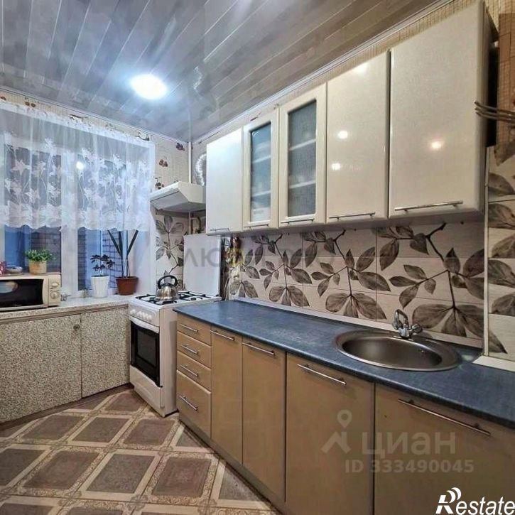 3-комн квартира ул Молодежная, 3,  д. 3