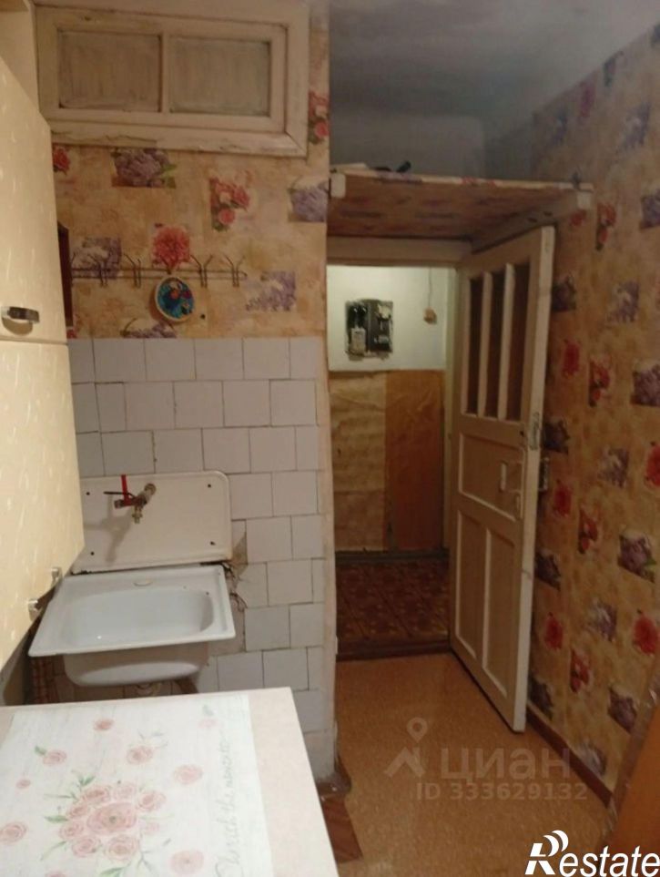 Комната Колхозная улица, 14,  д. 14