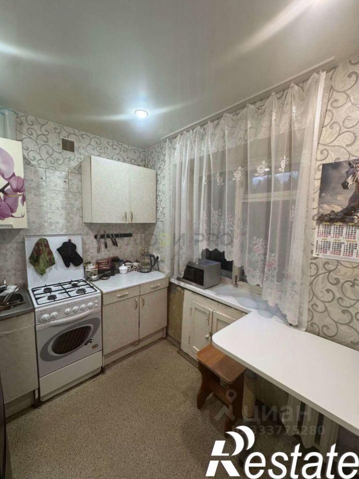 2-комн квартира улица Ивана Попова, 10,  д. 10