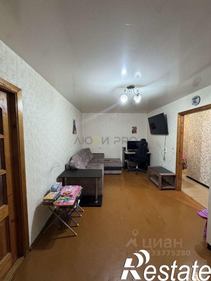 2-комн квартира улица Ивана Попова, 10,  д. 10