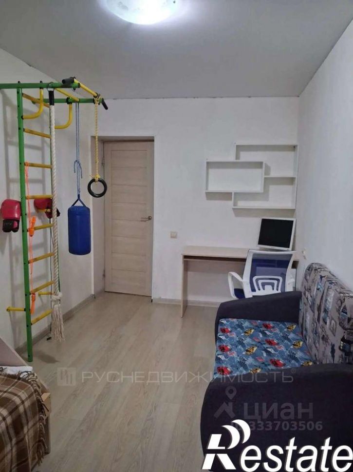 3-комн квартира Подгорная улица, 18,  д. 18