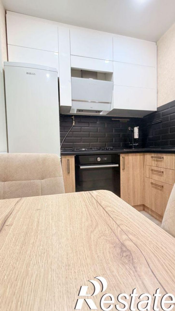 2-комн квартира улица Дзержинского, 16,  д. 16