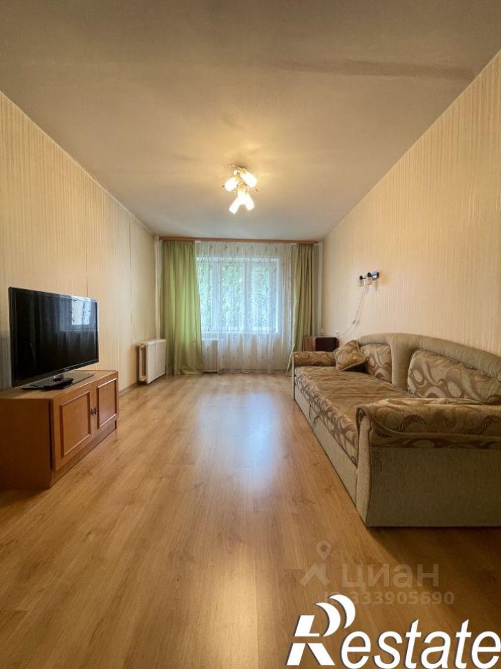 2-комн квартира улица Короленко, 23,  д. 23