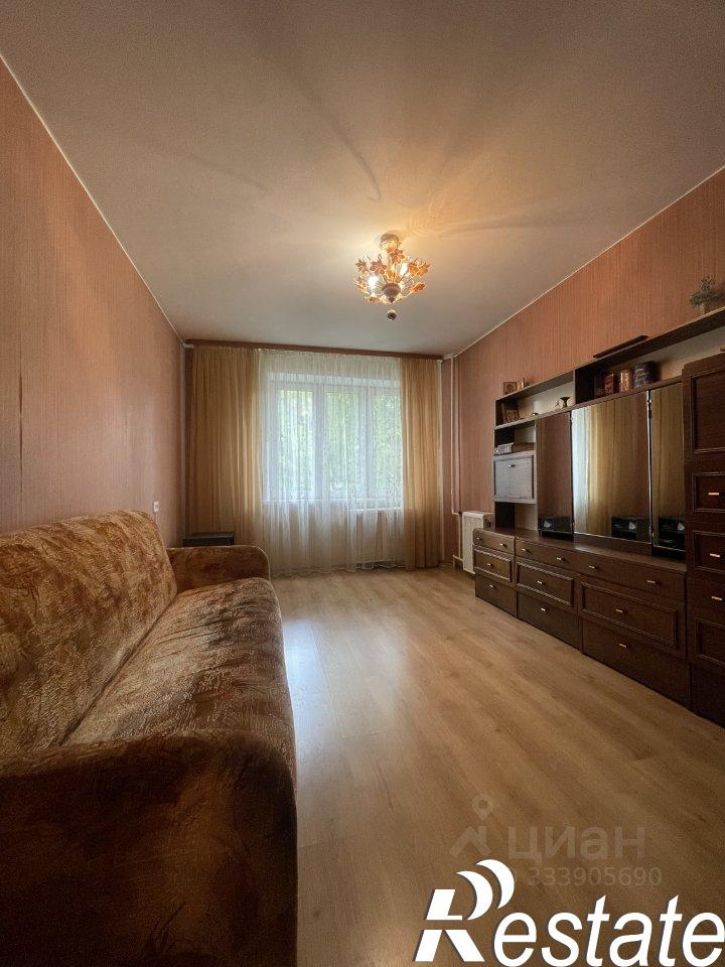 2-комн квартира улица Короленко, 23,  д. 23