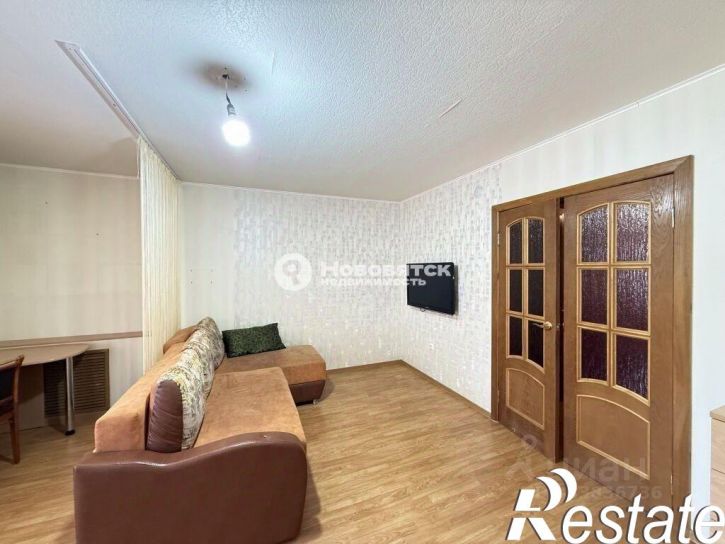 2-комн квартира улица Опарина, 5А,  д. 5А