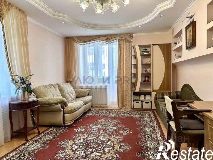 3-комн квартира Орловская улица, 52,  д. 52