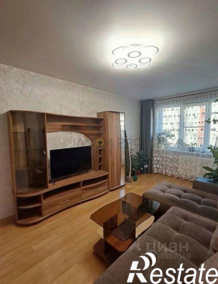 3-комн квартира улица Маршала И.С.Конева, 13 к1,  д. 13 к1